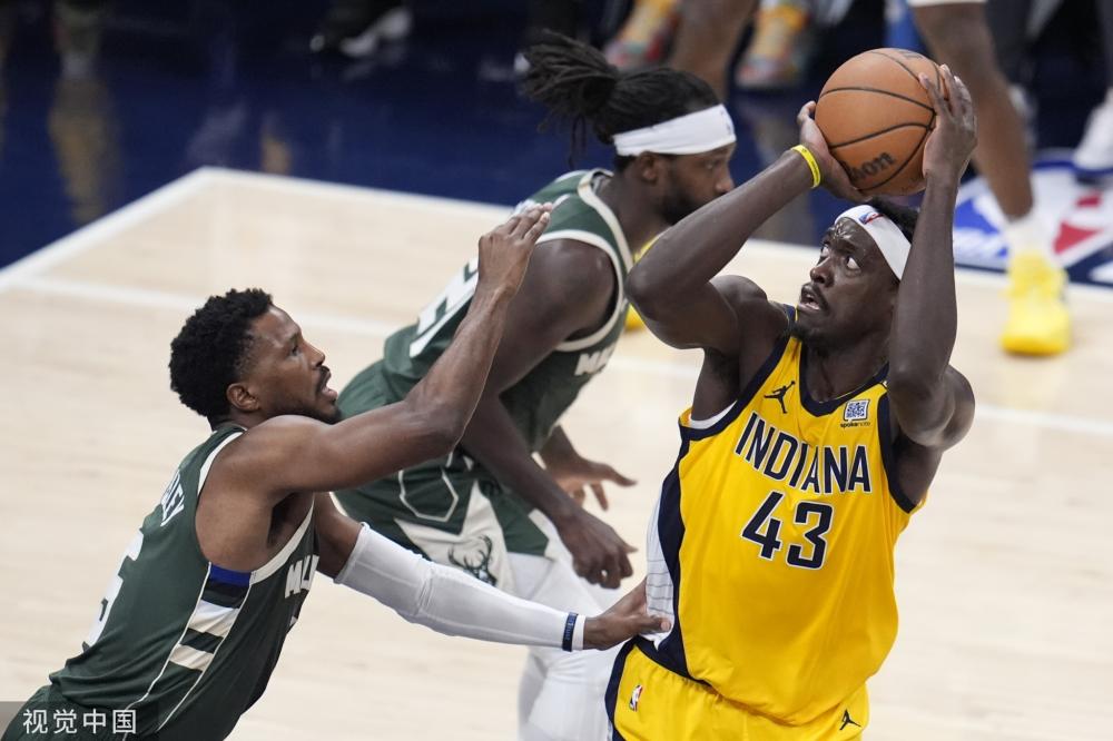 关键时刻屡 关键时刻屡